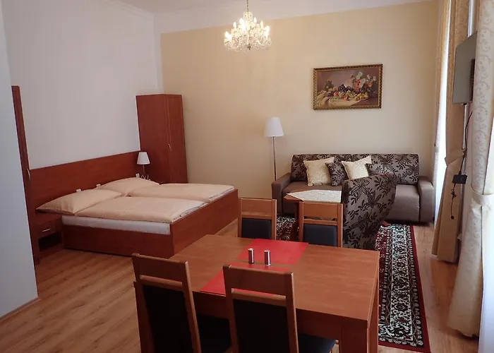 Paderewski Apartmán *